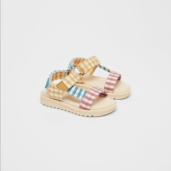 Zara Other - NWT Zara Size 8 toddler gingham sandals